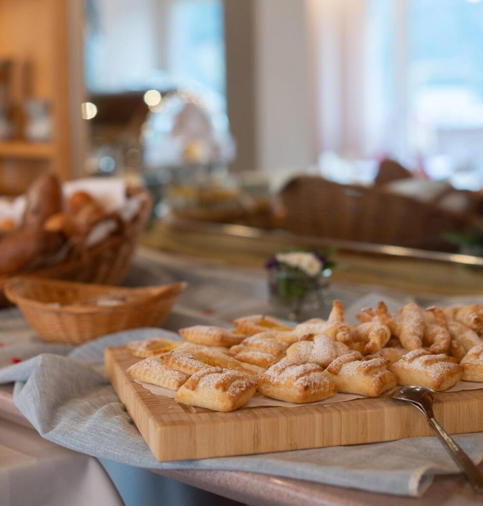 Petit-déjeuner à l'hôtel Alex à Naters